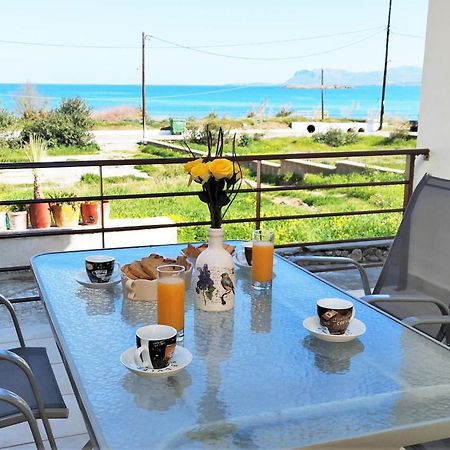 Apartment Next To The Beach 加藤-达拉特索 外观 照片